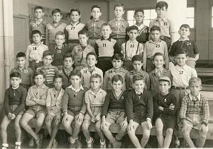 ECOLE DE LA CITE PETIT GARCONS 19XX XXX N08